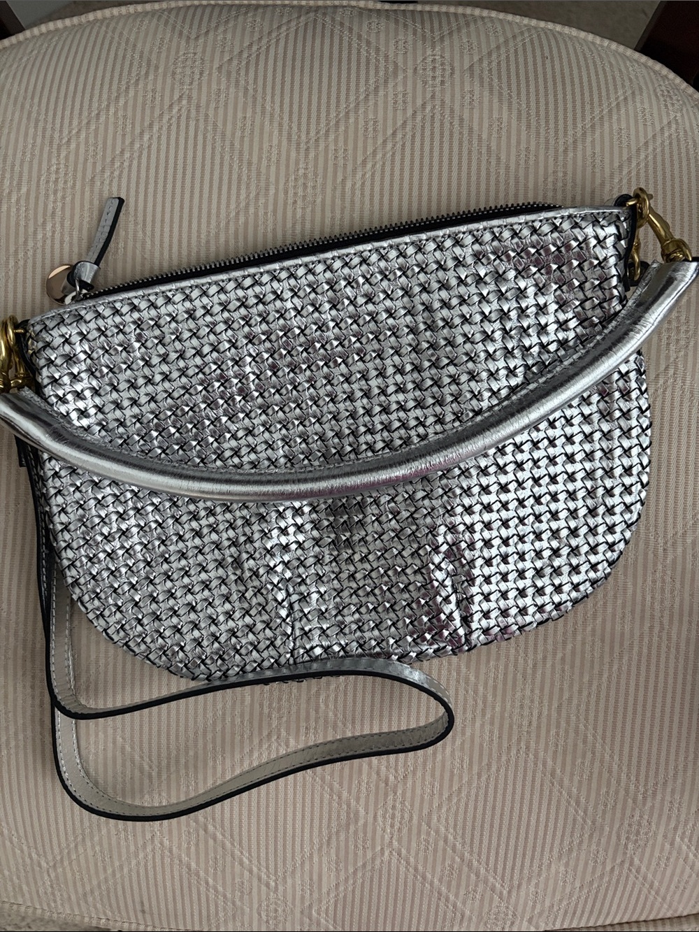 Clare V Petite Moyen in Silver Etoile